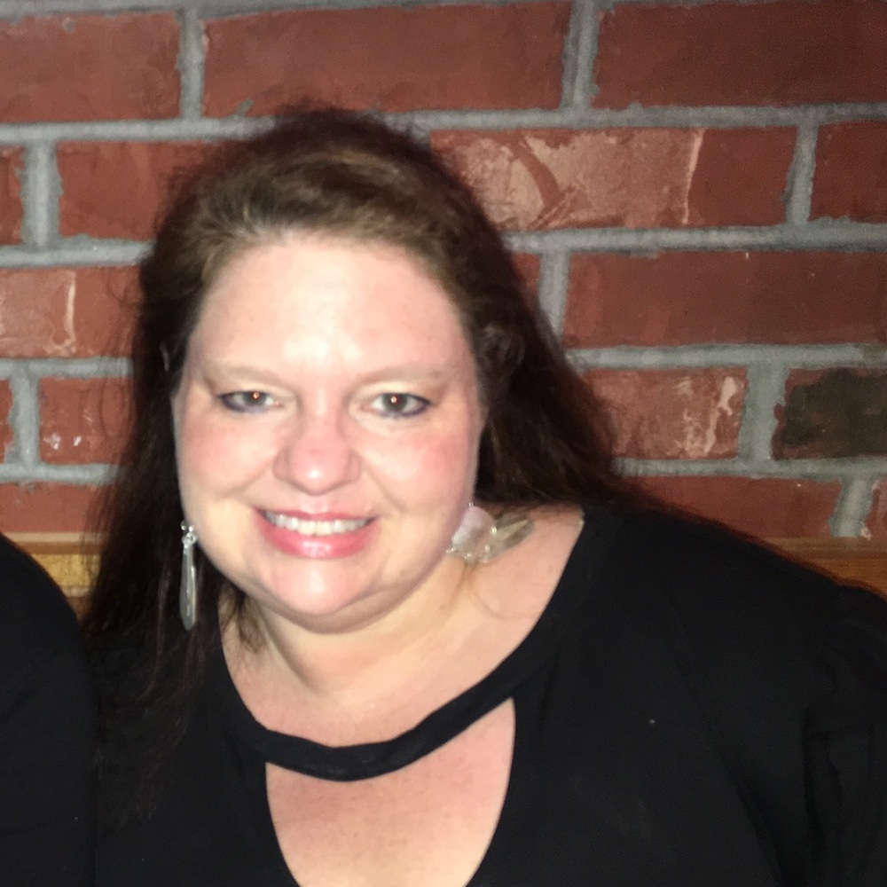 Meet your Posher, Dena